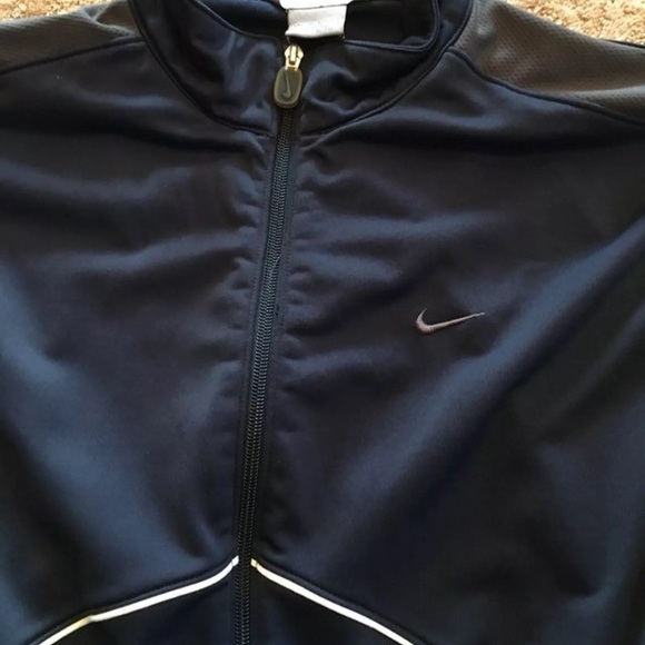 Nike Other - Men’s NIKE Jacket size L